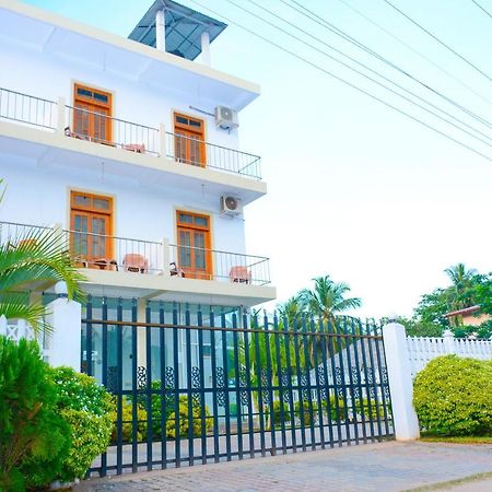 Hotel Kiyara Dambulla Eksteriør bilde
