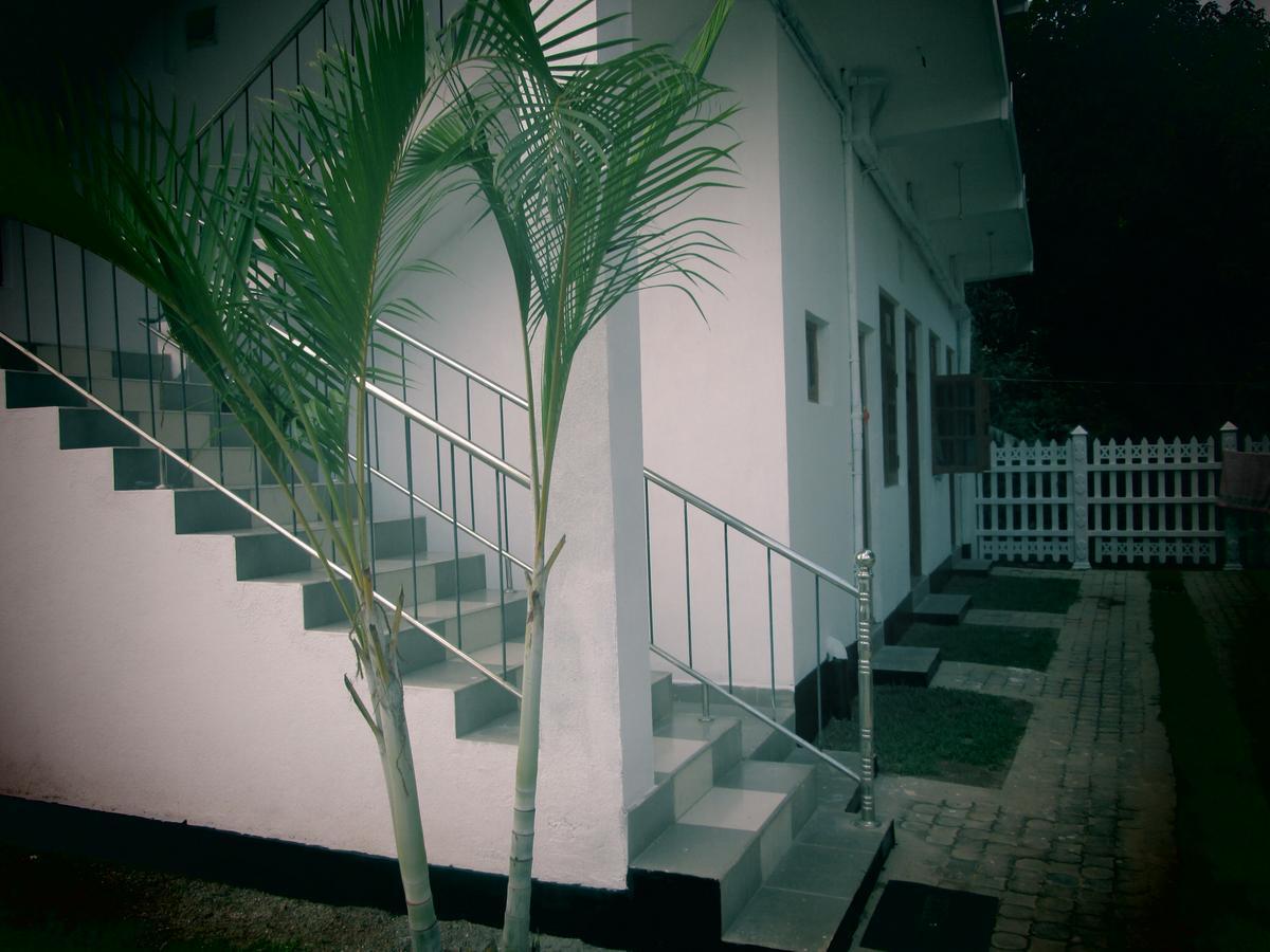 Hotel Kiyara Dambulla Eksteriør bilde